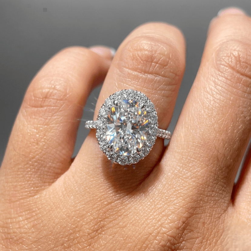 Oval Halo Labgrown Diamond Ring