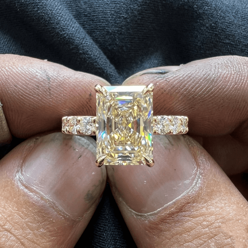 Pear Shaped Twisted Band Ring